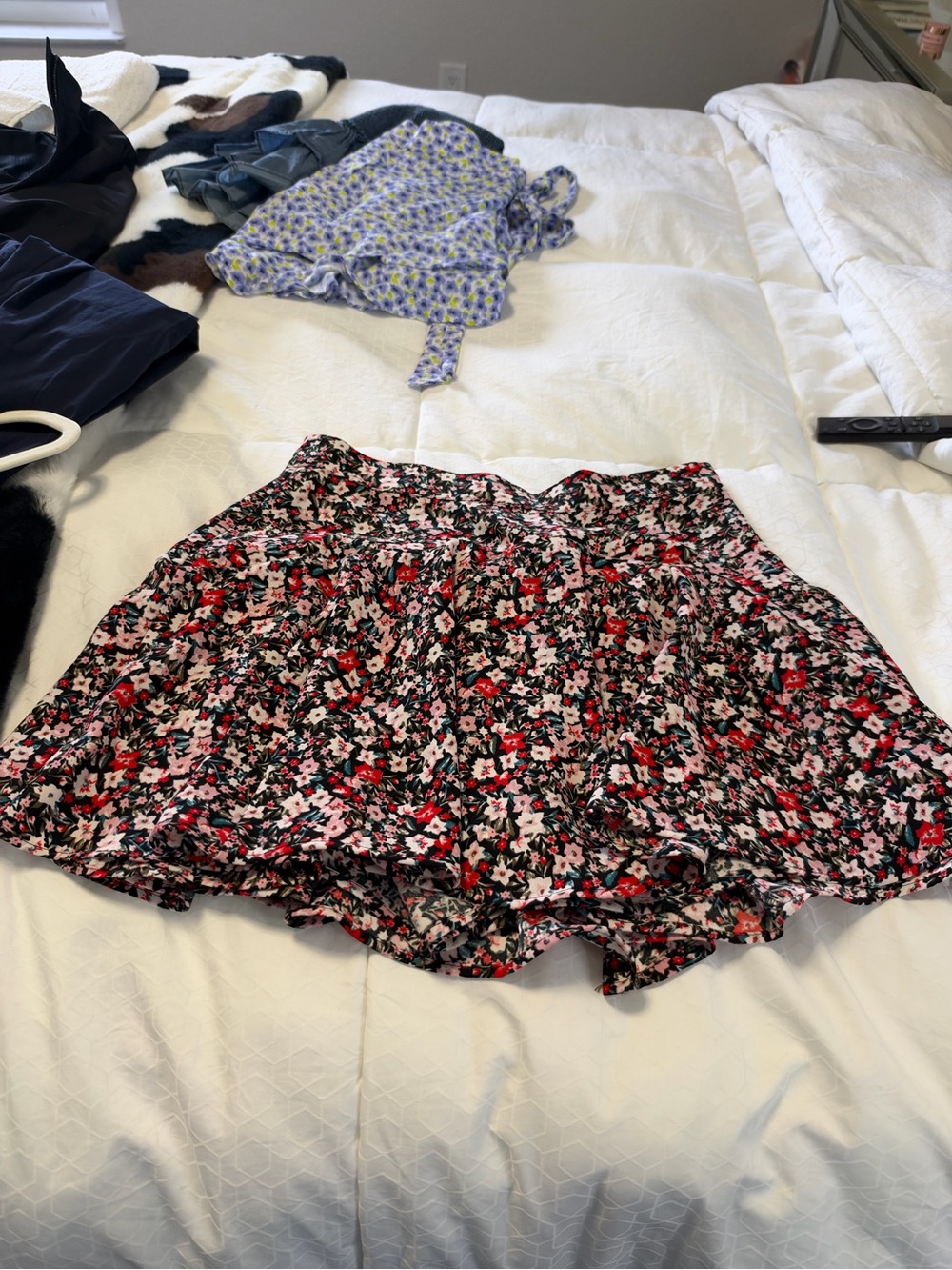 Zara Floral Skort - Black, Red & Pink